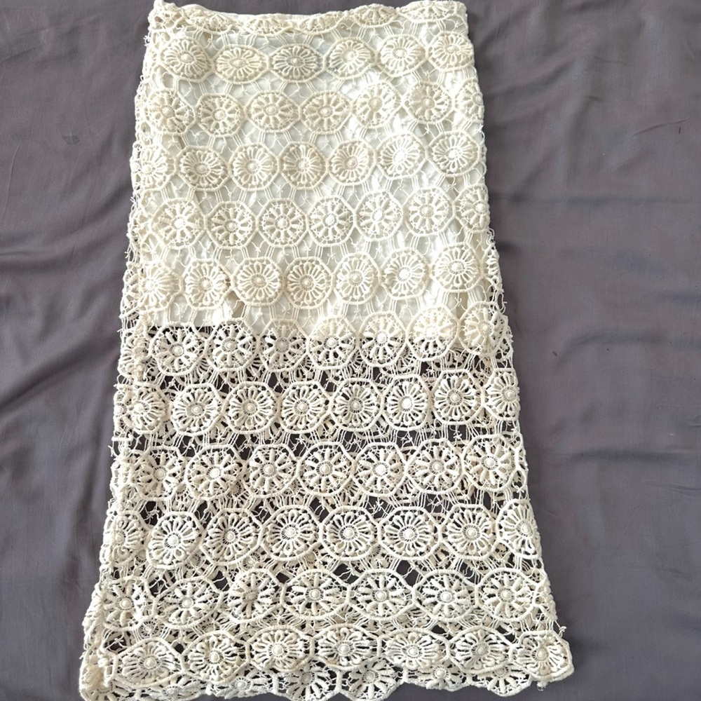 White / Cream Crochet Detail pencil skirt